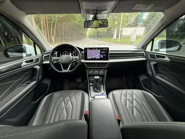 Volkswagen Tiguan L — Фото автомобиля 7
