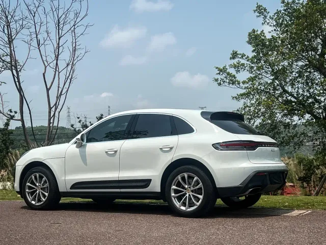 Porsche Macan — Фото автомобиля 9