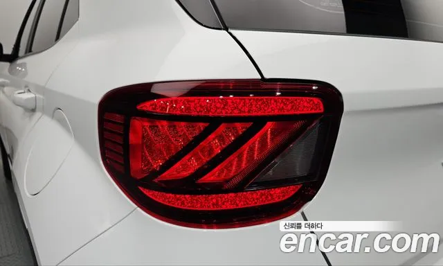 Hyundai Venue — Фото автомобиля 8
