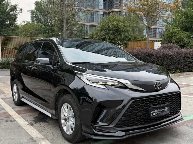 Toyota Granvia — Фото автомобиля 3