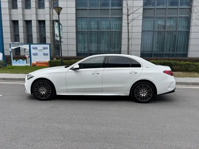 Mercedes-Benz C-Class — Фото автомобиля 7