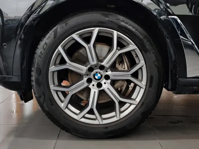 BMW X7 — Фото автомобиля 20