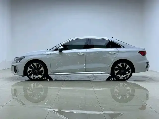 Audi A3 — Фото автомобиля 5