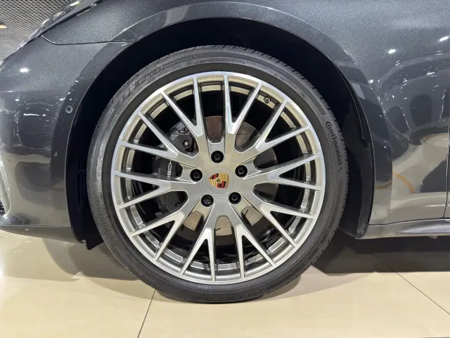 Porsche Panamera — Фото автомобиля 18