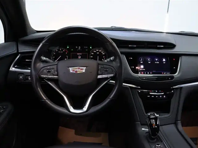 Cadillac XT6 — Фото автомобиля 23