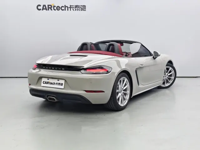 Porsche 718 — Фото автомобиля 4