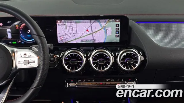 Mercedes-Benz EQA H243 — Фото автомобиля 18
