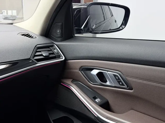 BMW 3 Series — Фото автомобиля 27