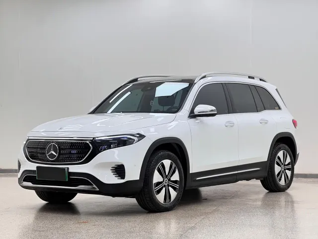 Фотография автомобиля — Mercedes-Benz EQB