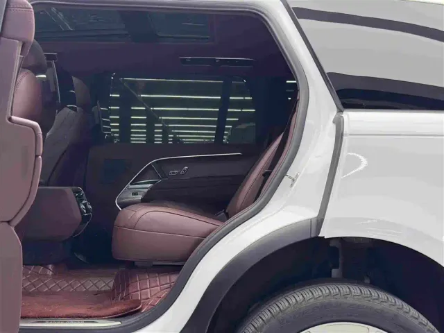 Land Rover Range Rover — Фото автомобиля 9