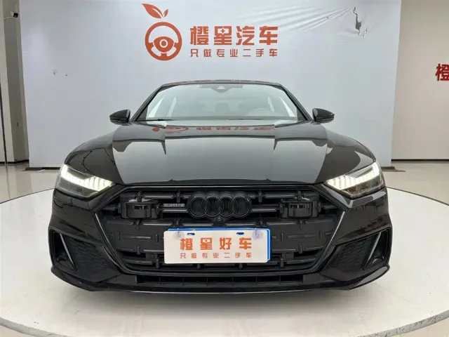 Audi A7L — Фото автомобиля 2