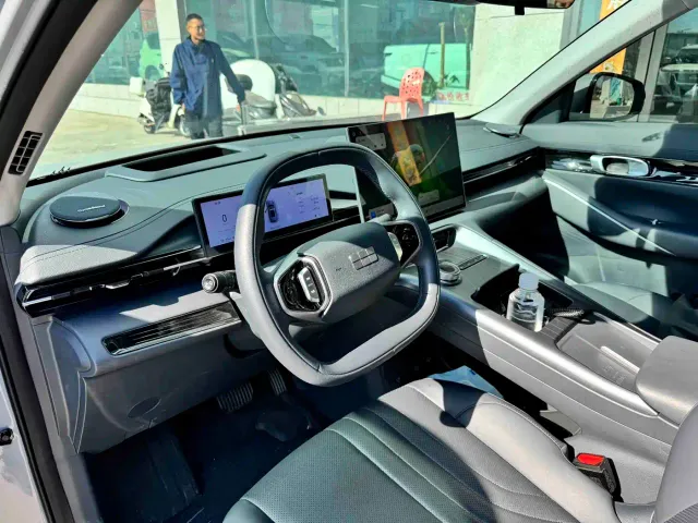 Geely Galaxy E5 — Фото автомобиля 5