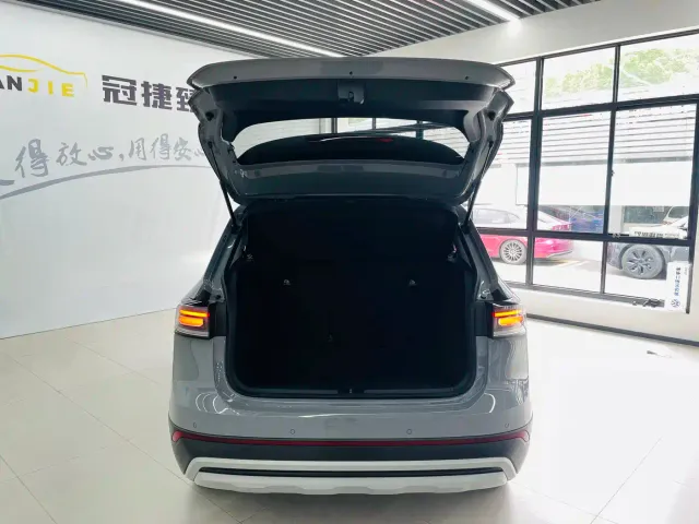 Volkswagen Tharu — Фото автомобиля 13