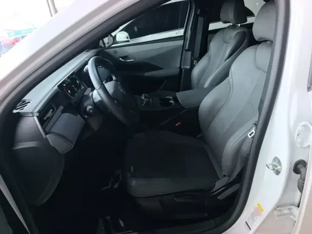 BYD Qin PLUS — Фото автомобиля 14