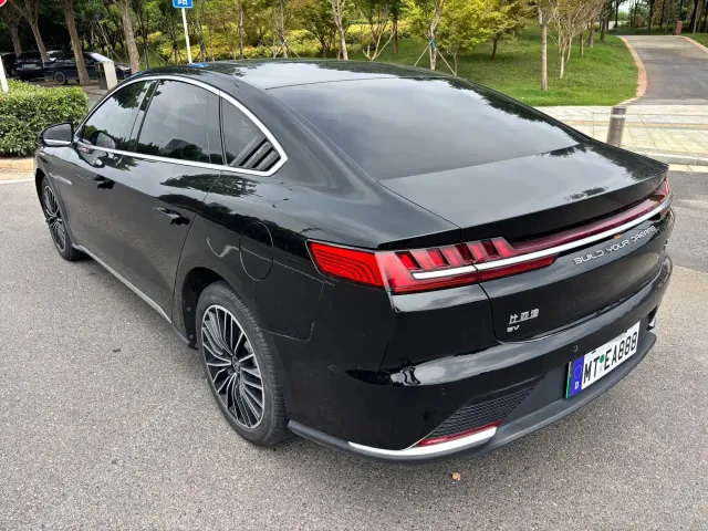 BYD Han — Фото автомобиля 16
