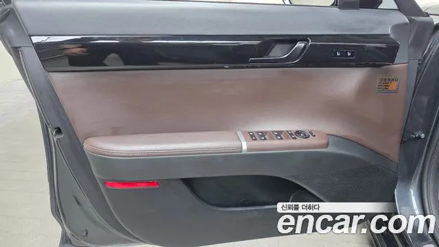 Hyundai Grandeur GN7 — Фото автомобиля 13