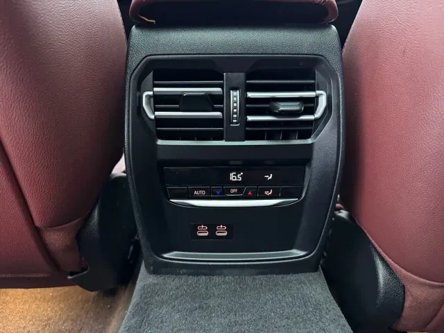 BMW 3 Series — Фото автомобиля 9