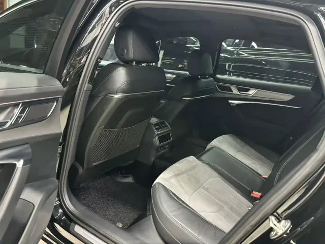 Audi A6L — Фото автомобиля 8