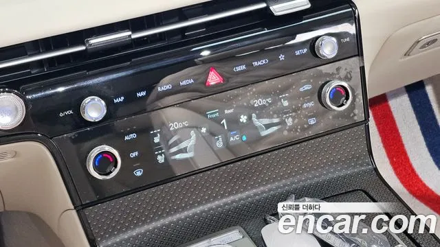 Genesis G80 RG3 — Фото автомобиля 30