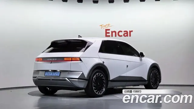 Hyundai Ioniq 5 — Фото автомобиля 2