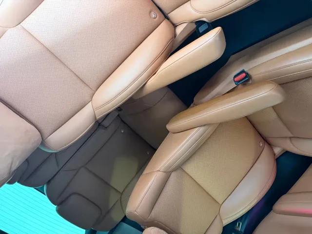 Leapmotor C16 — Фото автомобиля 18