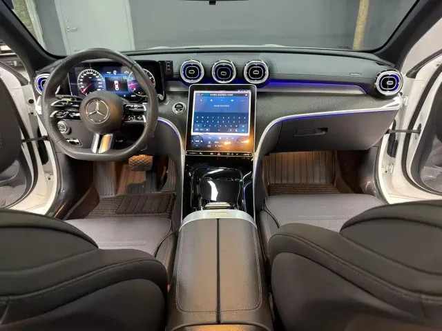 Mercedes-Benz C-Class — Фото автомобиля 8