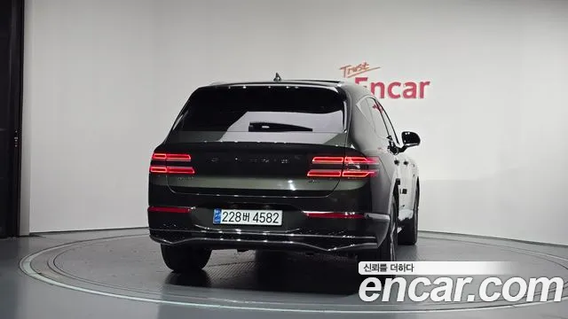 Genesis GV80 — Фото автомобиля 4