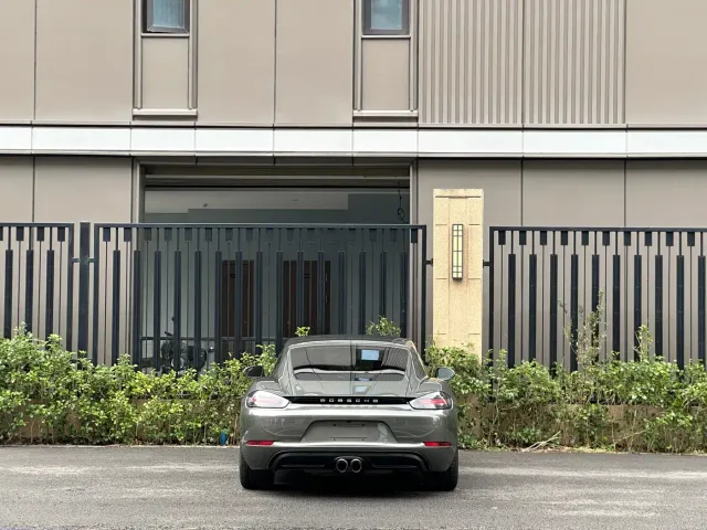 Porsche 718 — Фото автомобиля 5