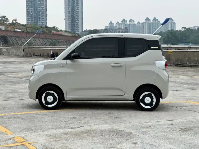 Wuling Hongguang Mini EV — Фото автомобиля 8