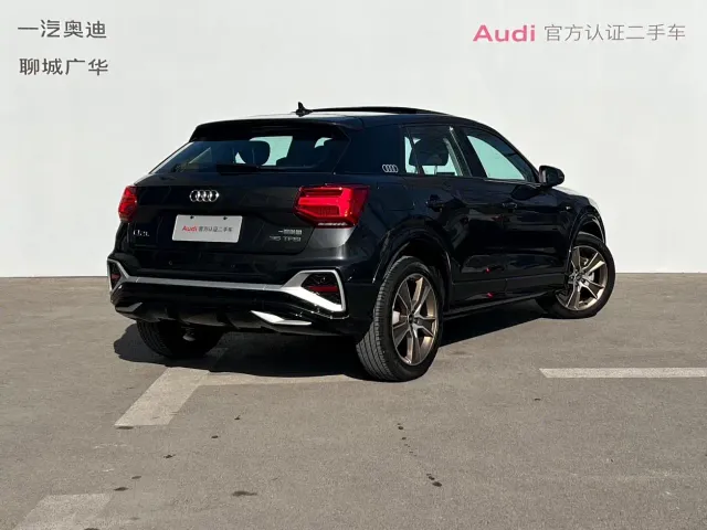 Audi Q2L — Фото автомобиля 4