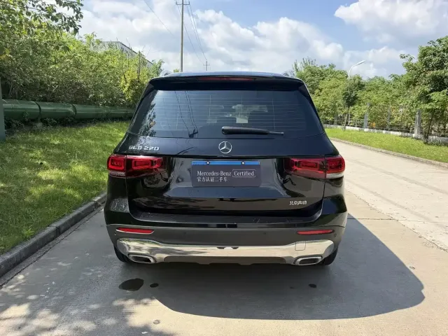 Mercedes-Benz GLB-Class — Фото автомобиля 16