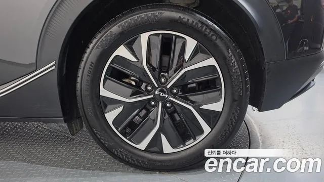 Kia EV6 — Фото автомобиля 6