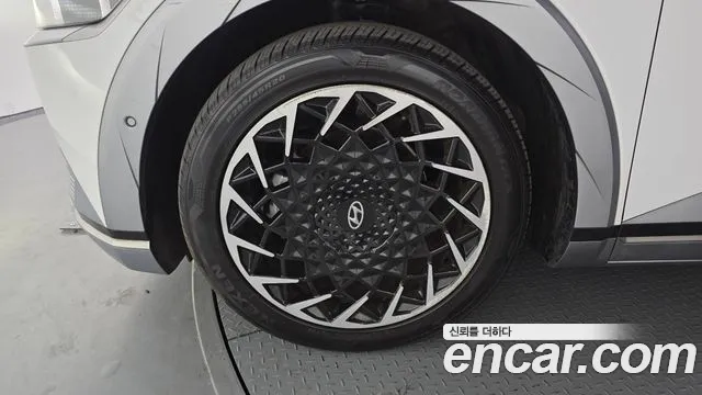 Hyundai Ioniq5 Ioniq5 Long Range AWD — Фото автомобиля 5