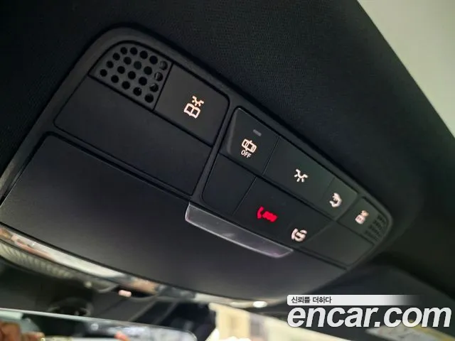 Mercedes-Benz E-Class — Фото автомобиля 17