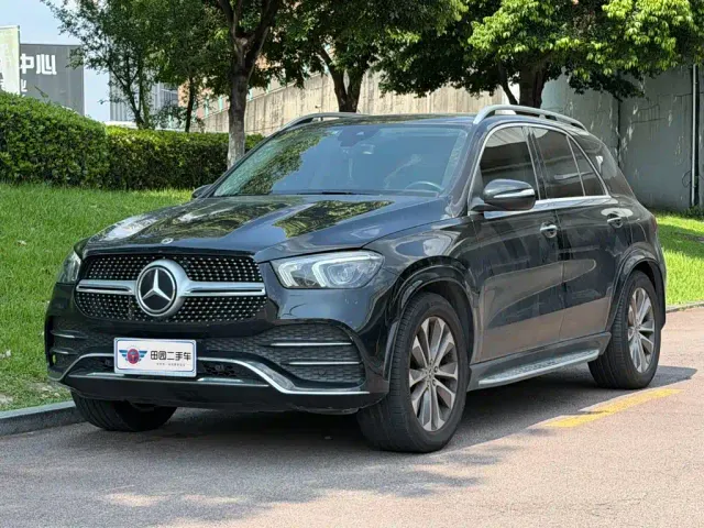 Фотография автомобиля — Mercedes-Benz GLE-Class
