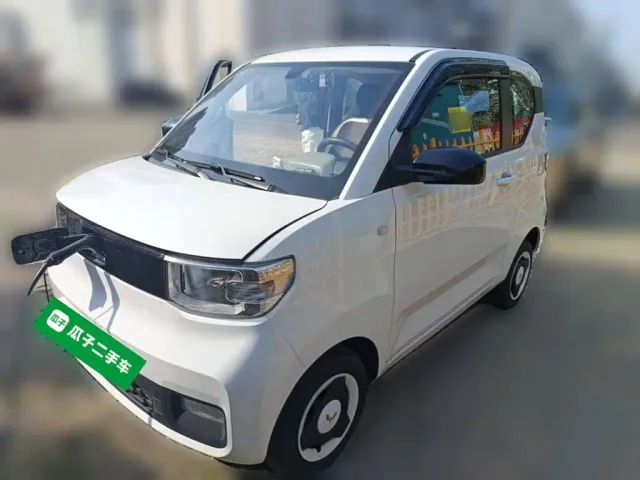 Фотография автомобиля — Wuling Hongguang Mini EV