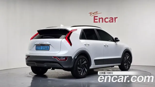 Kia Niro Niro (New) — Фото автомобиля 2