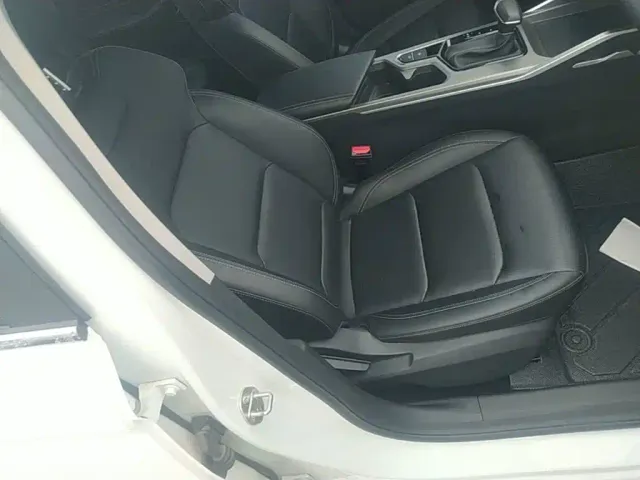 Geely Emgrand — Фото автомобиля 24