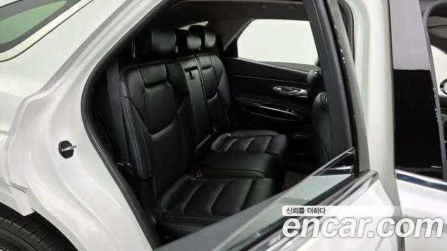 Genesis GV70 2.5T Бензин 2WD — Фото автомобиля 12