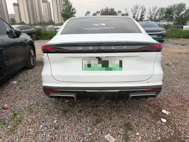 Geely Galaxy L6 — Фото автомобиля 8