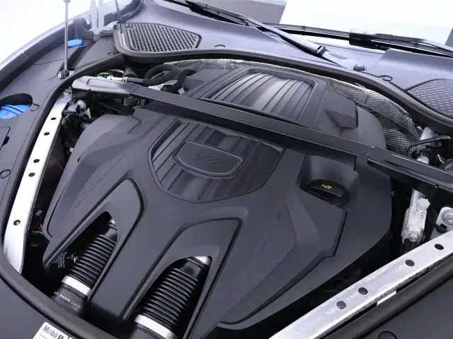 Porsche Panamera — Фото автомобиля 26