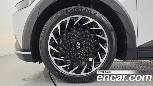 Hyundai Ioniq 5 — Фото автомобиля 5