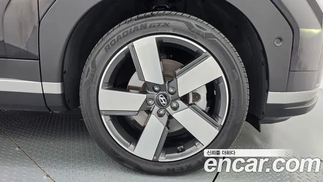 Hyundai Santa Fe MX5 — Фото автомобиля 6