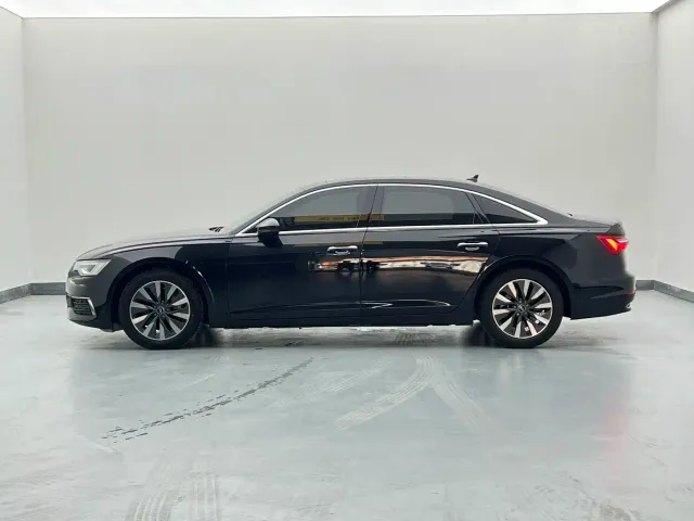 Audi A6L — Фото автомобиля 8