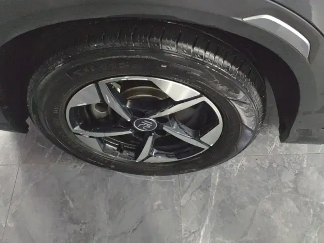 BYD Yuan UP — Фото автомобиля 22