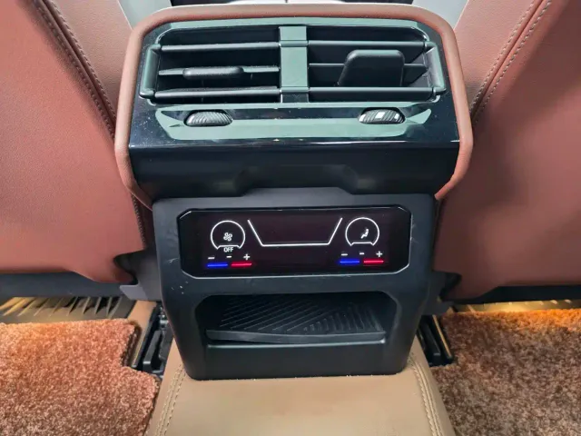 BMW 5 Series — Фото автомобиля 18