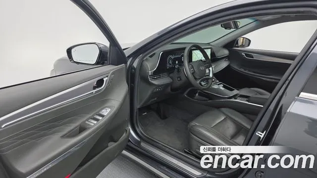 Hyundai Grandeur Новый Grandeur IG — Фото автомобиля 10