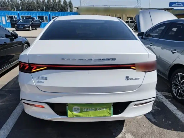 BYD Qin PLUS — Фото автомобиля 5