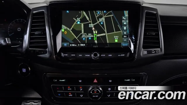 KG_Mobility_Ssangyong Rexton Новый Rexton Sport Khan Дизель 2.2 2WD — Фото автомобиля 9