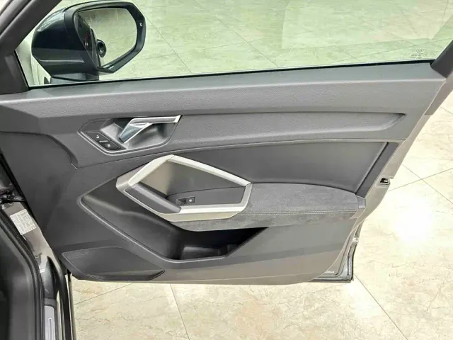 Audi Q3 — Фото автомобиля 17